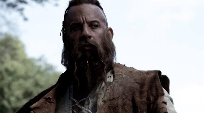 Vin Diesel tampil berbeda. Kini ia terlihat lusuh dengan janggut tebal dan juga rambut pendek di film The Last Witch Hunter.