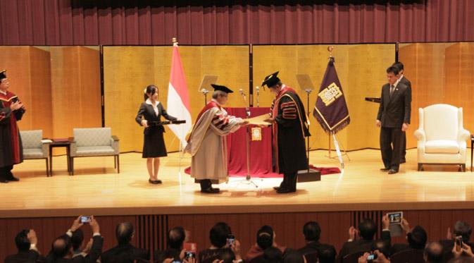 SBY Terima Gelar Kehormatan Universitas Ritsumeikan Kyoto