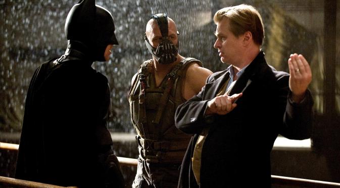 Christopher Nolan mengaku belum sepenuhnya yakin untuk meninggalkan dunia superhero yang pernah ditelusurinya lewat trilogi Batman.