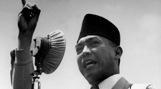 Soekarno lahir pada 6 Juni 1901. Pria asli Blitar itu mendapat julukan putra sang fajar. Sebagai presiden pertama Indonesia, nama Soekarno terkenal hingga ke mancanegara sebagai orator yang ulung (Istimewa)