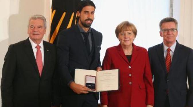 Khedira usai perayaan 25 tahun runtuhnya Tembok Berlin