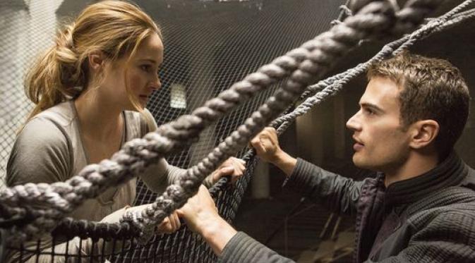 Shailene Woodley dalam film Divergent.