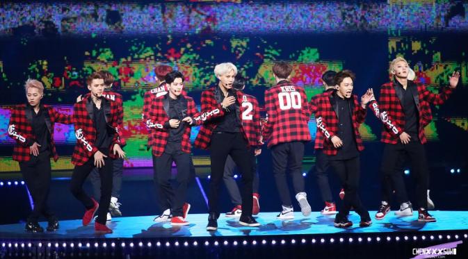 EXO mengakhiri konser The Lost Planet yang diselenggarakan di Jepang dengan manis.