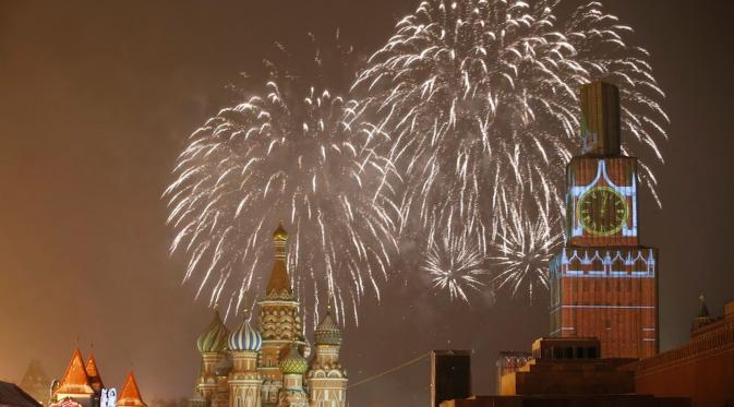 Pesta Kembang Api di Moscow (2)