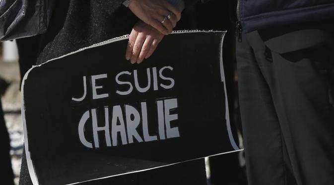 Media internasional tengah berduka. Sebuah aksi penembakan brutal baru saja terjadi dan menyerang kantor majalah Perancis Charlie Hebdo