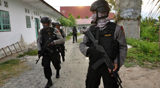 Kelompok sipil bersenjata yang diduga pimpinan Santoso kembali baku tembak dengan tim gabungan TNI dan Polri di Kabupaten Poso. (Dio Pratama/Liputan6.com)