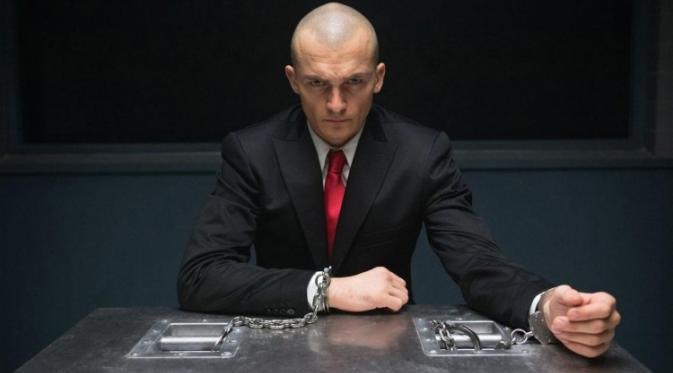Aksi Rupert Friend sebagai pembunuh elit bisa dilihat di trailer perdana Hitman: Agent 47.