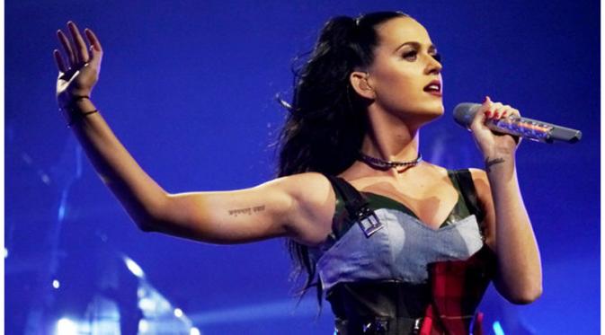 Seperti konser di 2012 lalu, Katy Perry tak meminta hal yang nyeleneh untuk konsernya.