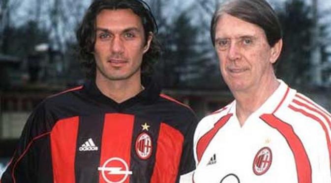  Almarhum Cesare Maldini (kanan) dan sang putra yang juga legenda Milan, Paolo Maldini. (istimewa)