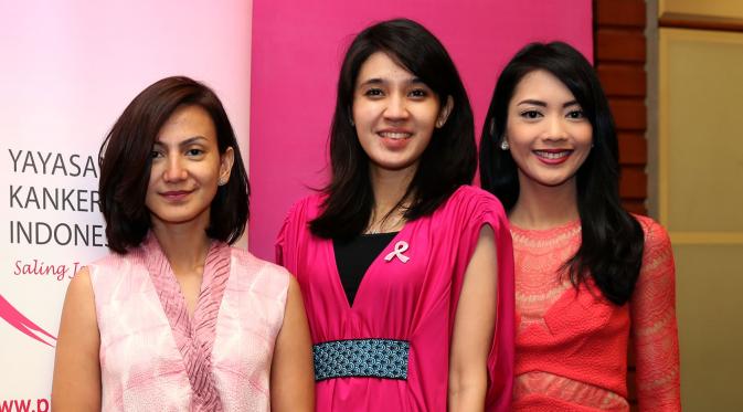 Wanda Hamidah, Ririn Dwi Ariyanti, dan Dhini Aminarti