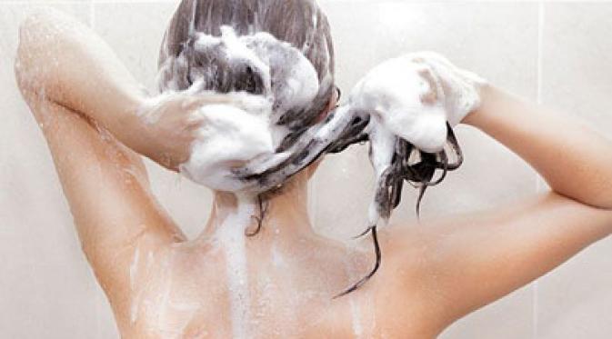 Bisakah kita membersihkan rambut tanpa menggunakan sampo?