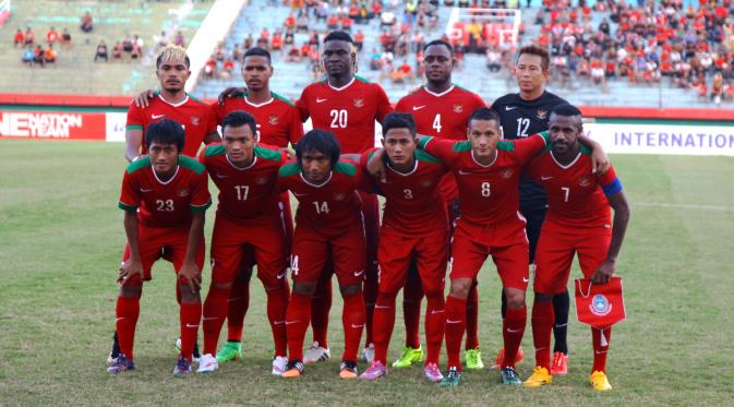 Timnas senior Indonesia sedang berpose jelang pertandingan menghadapi Myanmar (Andrian Martinus Tunay/Liputan6.com)