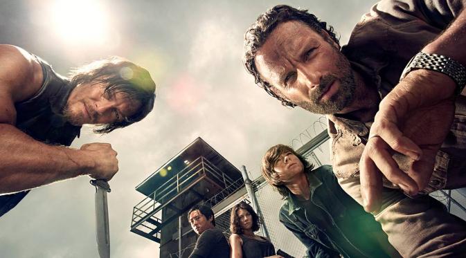 [SPOILER] Tak hanya ditonton oleh 15,8 juta penonton, serial The Walking Dead juga punya banyak momen mengejutkan di akhir musim kelimanya