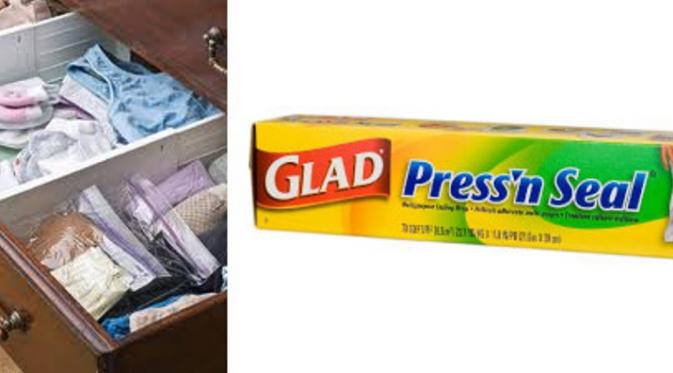 10. Gunakan plastik kemas press n seal untuk mengemas pakaian dalam (Via: orgjunkie.com)
