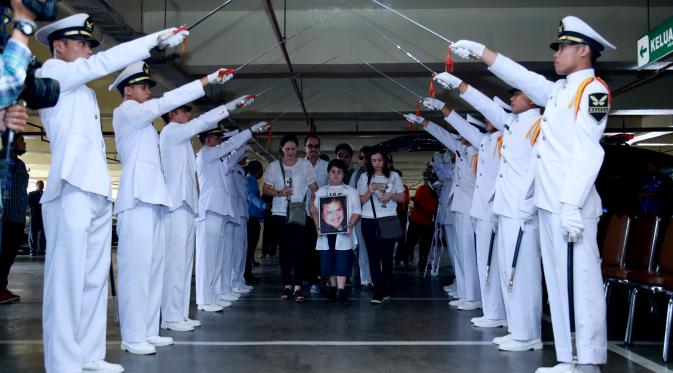 Suasana Kremasi Alm. James Sahertian (Wimbarsana/bintang.com)