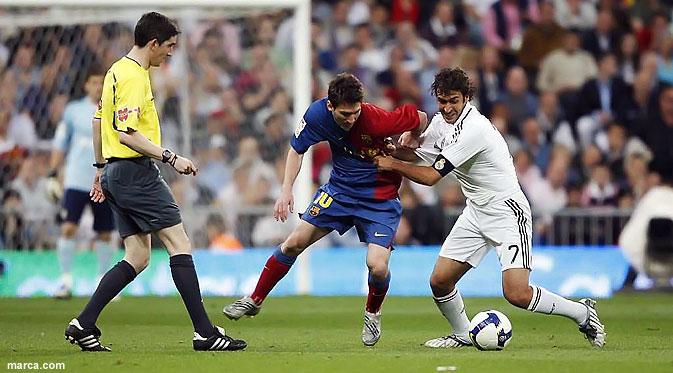 Raul Gonzales saat masih aktif bermain untuk Real Madrid.