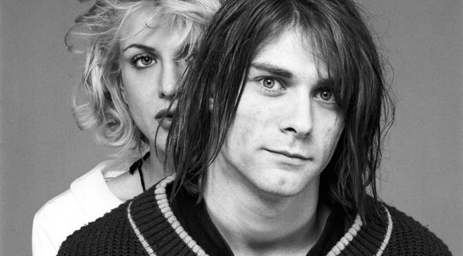 Kurt Cobain dan Courtney Love (Foto: alternativenation.net)