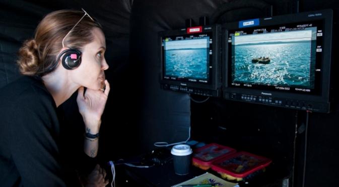 Angelina Jolie dikabarkan akan garap film 'Captain Marvel'. Foto: via screenrant