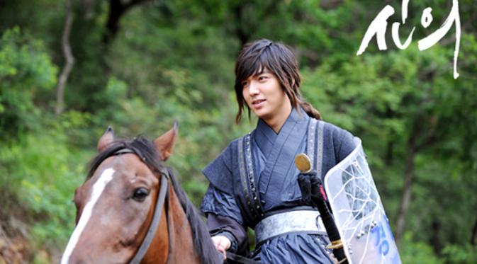 Lee Min Ho saat memerankan karakter sebagai pengawal di era Saeguk dalam drama Faith, kemungkinan besar akan diadaptasi dalam versi Mandarin.
