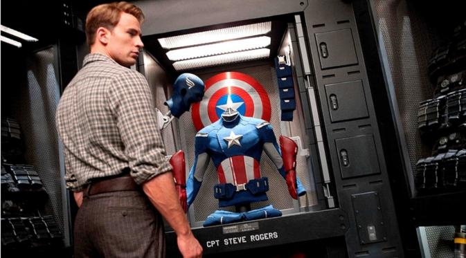 Chris Evans yang memerankan karakter Captain Amerika mengakui dirinya kesulitan membentuk tubuh super heroes.