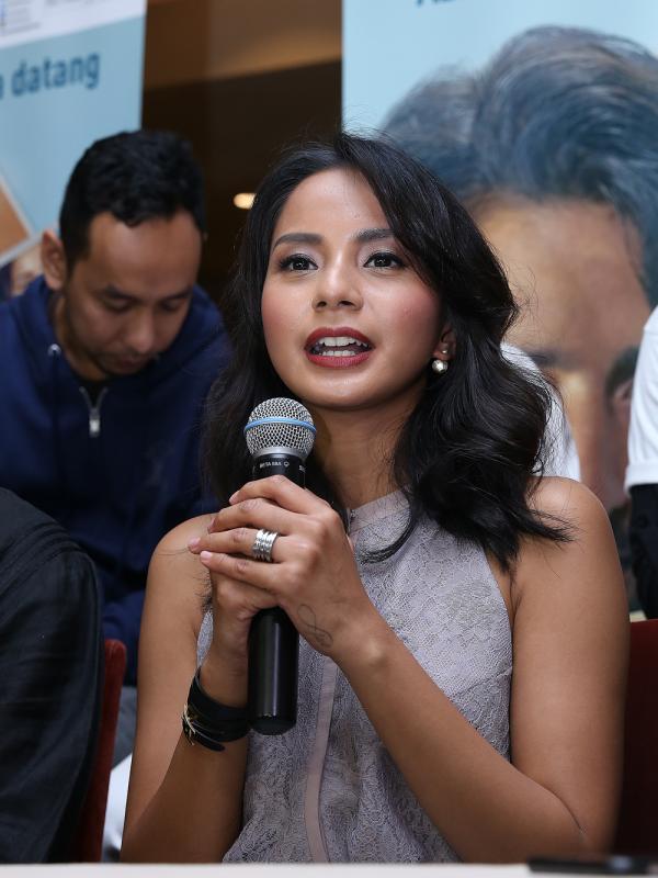 Kirana Larasati memulai populer saat bermain sinetron Azizah. (Galih W. Satria/Bintang.com)
