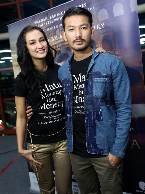 Atiqah Hasiholan dan Rio Dewanto bermain dalam film 'Cinta Selamanya'. (Foto: Galih W. Satria/Bintang.com)