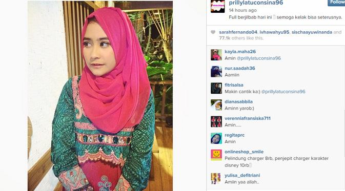 Prilly Latuconsina mendapat dukungan dari penggemar untuk mengenakan hijab. (foto: instagram.com/prillylatuconsina96)