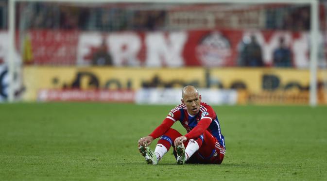 Comeback Arjen Robben Hanya Berlangsung 16 Menit (REUTERS/Michael Dalder)