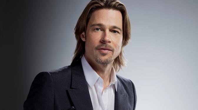 Brad Pitt dalam balutan jas (hdw.eweb4.com)