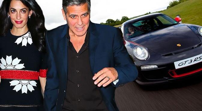 George Clooney mendapat hadiah mobil Porsche 911 GT3 RS sebagai kado ultahnya dari sang istri, Amal. (foto: mirror.co.uk)