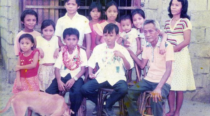 Manny Pacquiao saat masih kecil