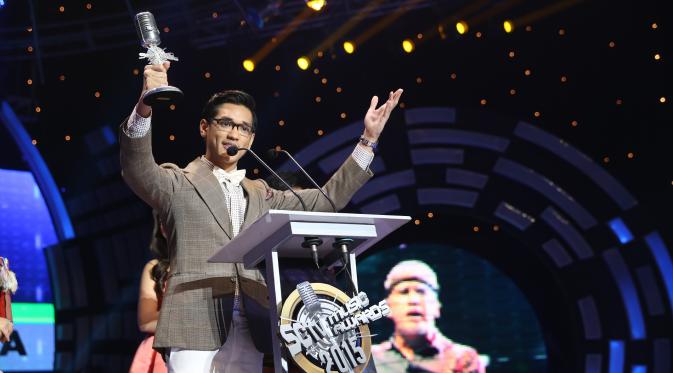 Afgan jadi penyanyi pria paling ngetop di SCTV Music Awards 2015 (Wimbarsana/Bintang.com)