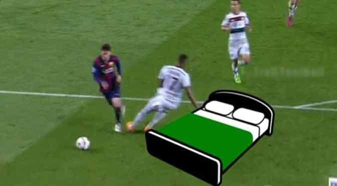 Meme Jerome Boateng saat digocek Messi