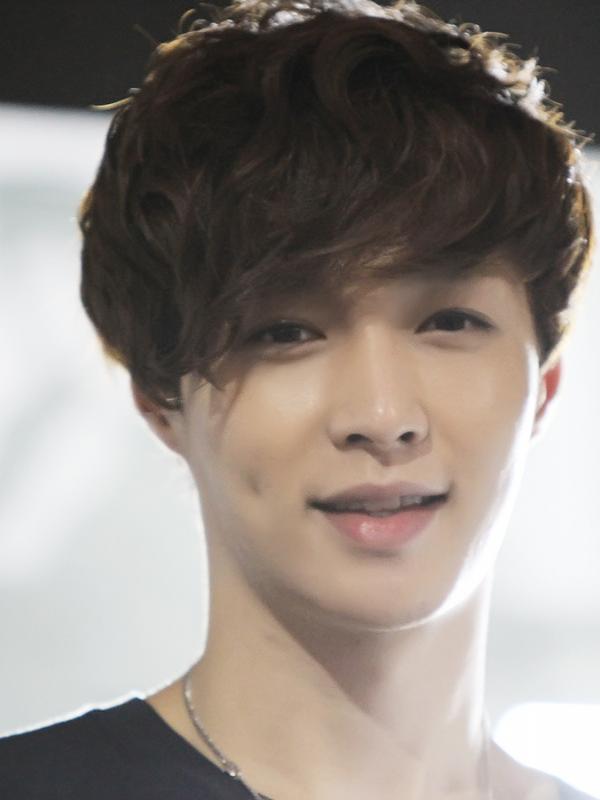 Lay EXO (via wattpad.com)