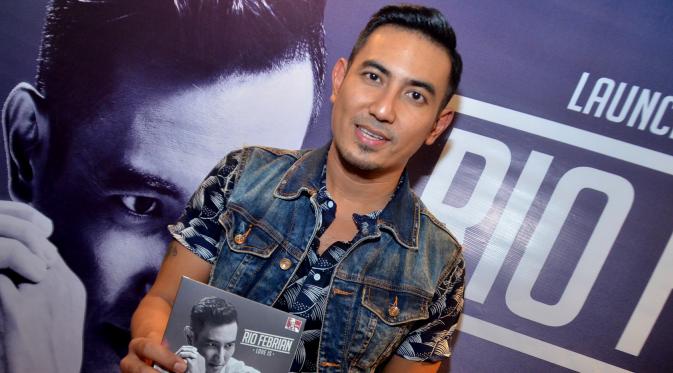 Rio Febrian launching album baru bertajuk 'Love Is' (Foto: Wimbarsana/Bintang.com)