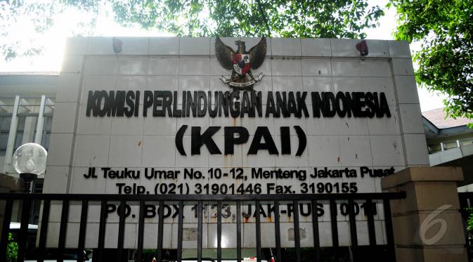 KPAI akan menitipkan kelima anak yang ditelantarkan orangtuanya kepada kerabat mereka yang dinilai cocok, Jakarta , Jumat (15/5/2015). (Liputan6.com/Yoppy Renato)