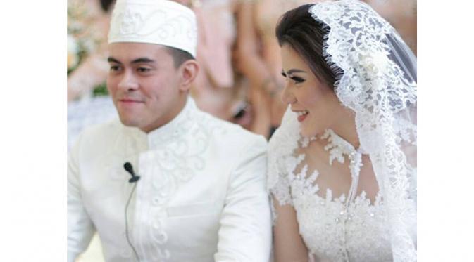 Pernikahan Cynthia Ramlan dengan Elang Tjokro diketahui dari Instagram Olla Ramlan.