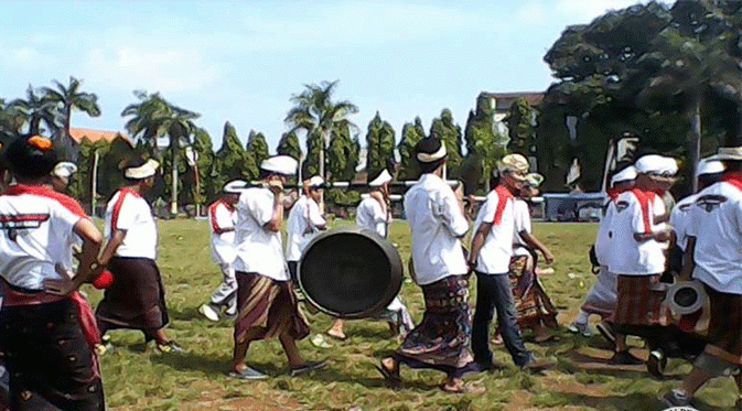 Dalam Rangka Hari Besar Muslim Isra Mi’raj, peradah diundang memeriahkan Kirab Budaya Keagamaan