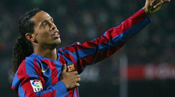 Ronaldinho | via: panditfootball.com