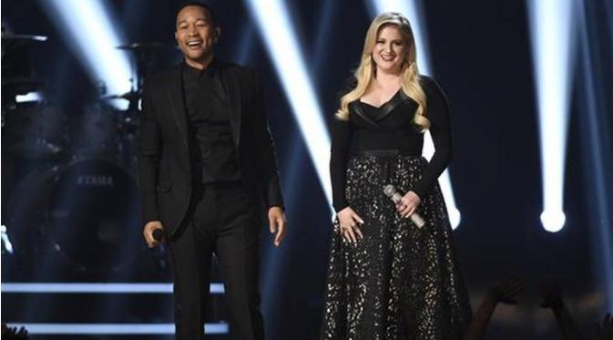 John Legend dan Meghan Trainor di Billboard Music Awards 2015