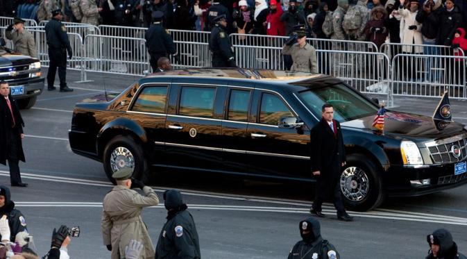 Mobil kepresidenan Barack Obama memiliki kekuatan layaknya sebuah tank (Foto: Autoblog). 