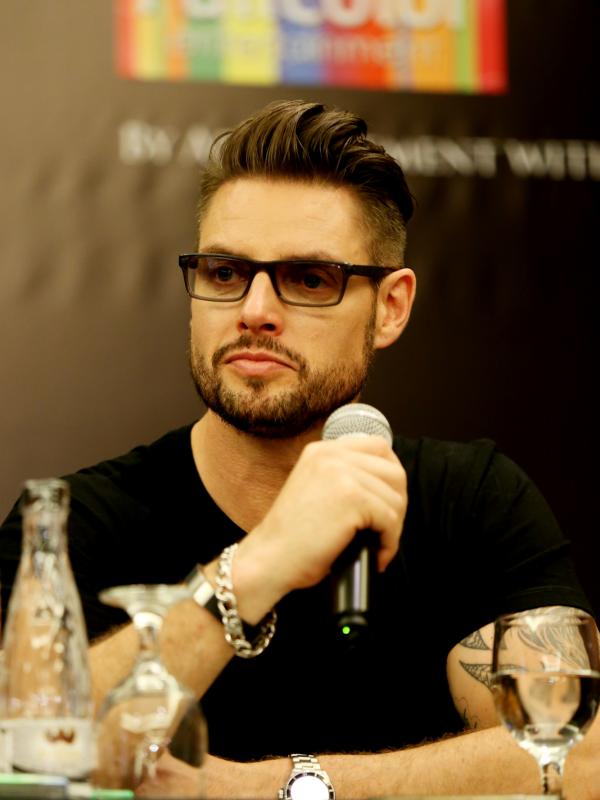 Keith Duffy dalam preskon Boyzone di Hotel Sultan, Jakarta (Foto: Wimbarsana/Bintang.com)