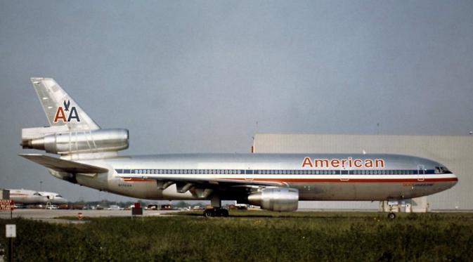 Pesawat America Airlines jenis DC-10. (Wikimedia)