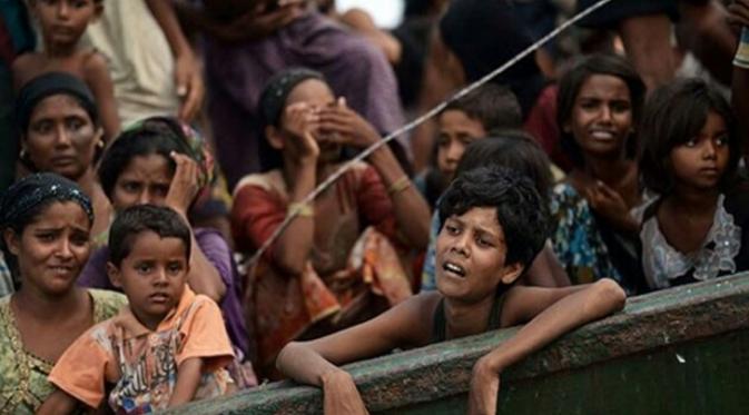 Suku Rohingya, suku minoritas di Myanmar.