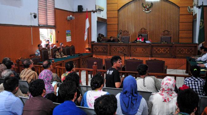 Suasana Sidang Praperadilan Hadi Poernomo, Selasa (26/5/2015). Hakim tunggal Haswandi mengabulkan permohonan praperadilan yang diajukan mantan Ketua BPK tersebut (Liputan6.com/Yoppy Renato)