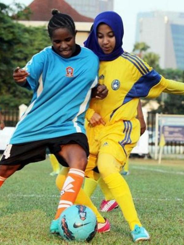 Sepakbola wanita | Via: olahraga.kompasiana.com