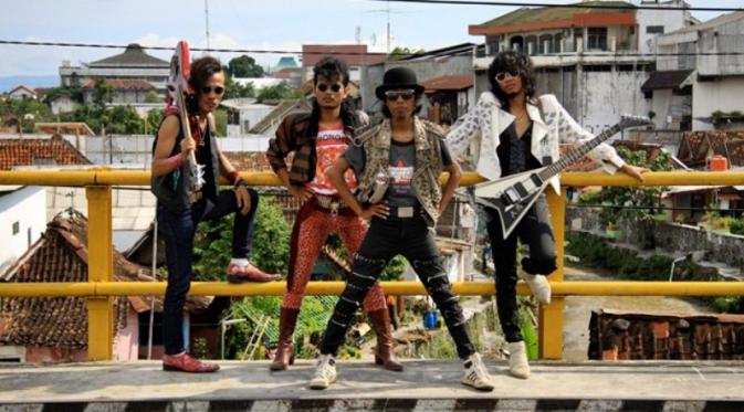 Sangkakala, Band Rock dari Yogyakarta (Via: nuranwibisono.net)
