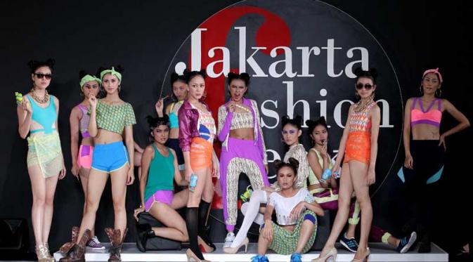 Jakarta Fashion Week (Via: fashionwindows.net)
