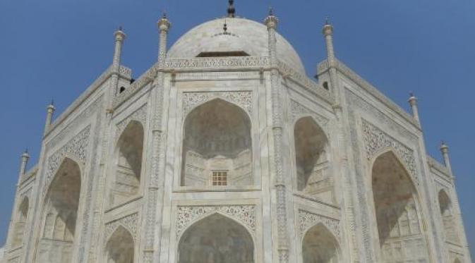 Taj Mahal | via: tripadvisor.com
