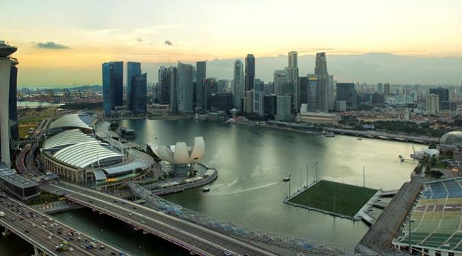 Marina Bay | via: en.wikipedia.org